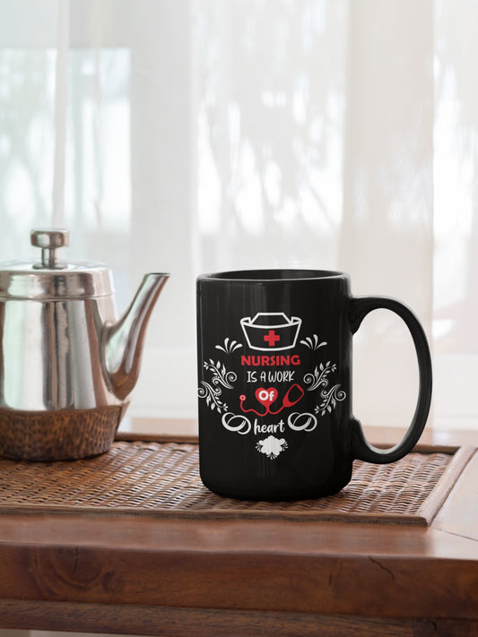 Nurse Heart Black Mug, Perfect Gift for Healthcare Workers, Coffee Lovers, Nursing Graduates, Valentine’s Day, Appreciation for Nurse